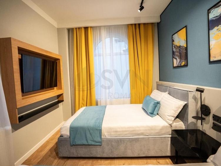 Casă cu 5 camere cu Teren 370 Mp în Romană