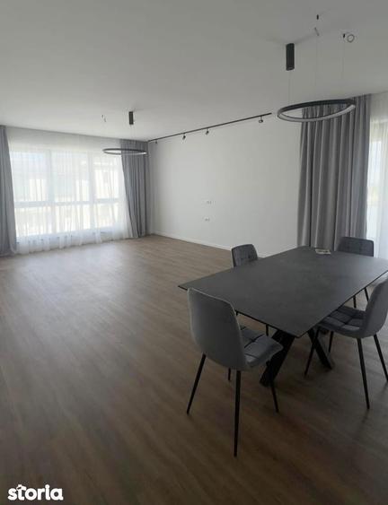 Apartament cu 4 camere în Berceni