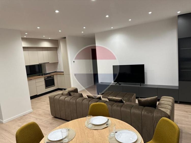 Apartament cu 2 camere semidecomandat, mobilat în Sisești