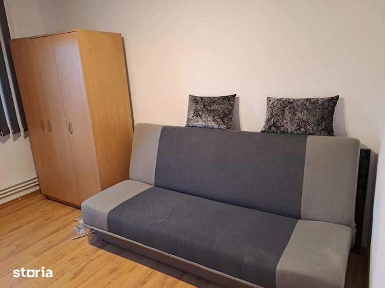 Apartament cu 3 camere în Steaua
