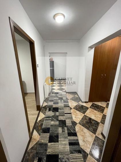 Apartament cu 2 camere decomandat în Politehnica
