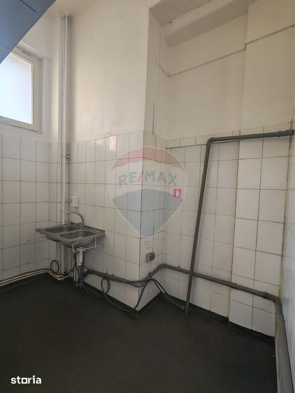 Spațiu comercial, de 240 mp, în Ultracentral