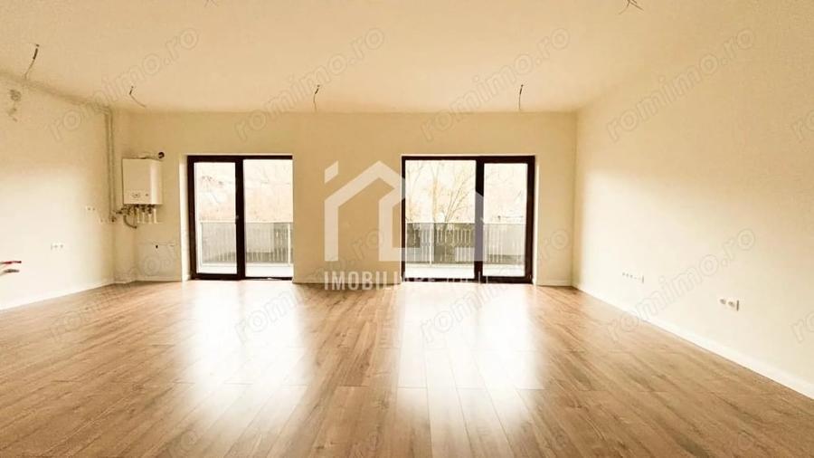 Apartament cu 3 camere semidecomandat în Jucu
