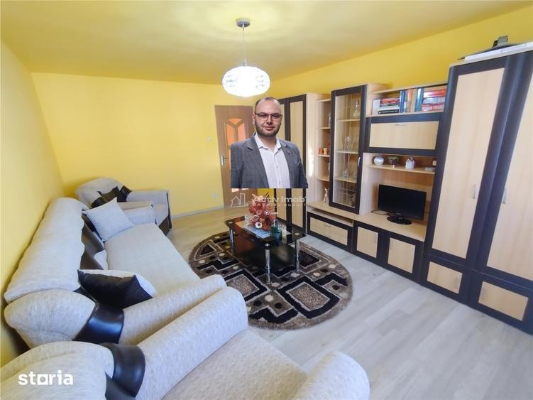 Apartament cu 2 camere decomandat în Central