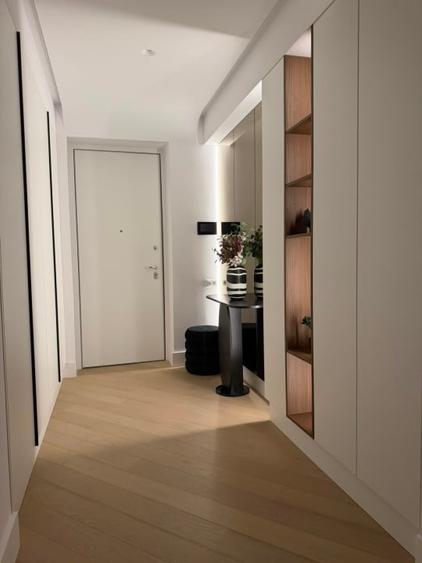 Apartament cu 3 camere decomandat, mobilat în Central