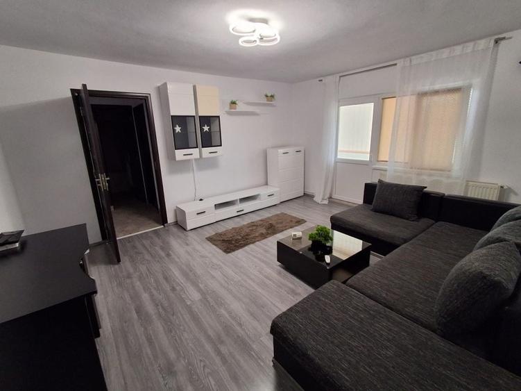 Apartament cu 2 camere semidecomandat în Găvana