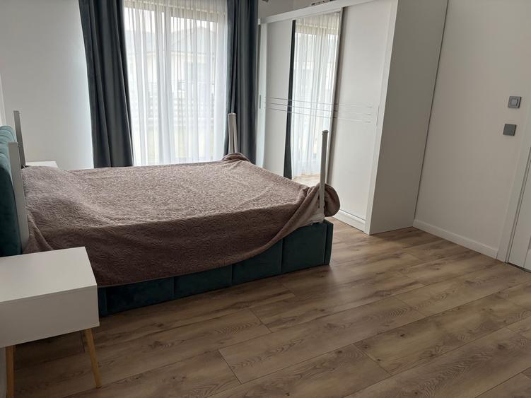 Casă cu 3 camere cu Teren 498 Mp în Exterior Vest