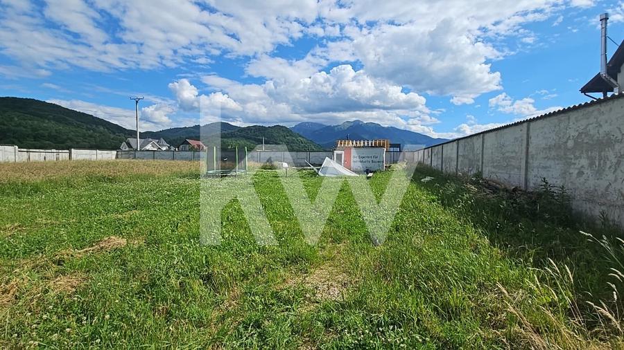 Teren Construcții intravilan de 1078 mp, în Glăjărie