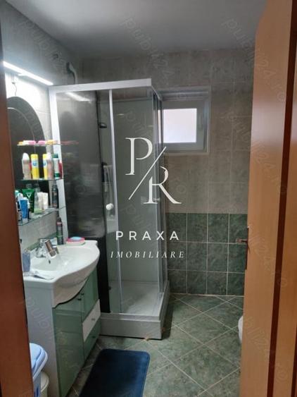 Duplex cu 4 camere cu Canalizare în Florești