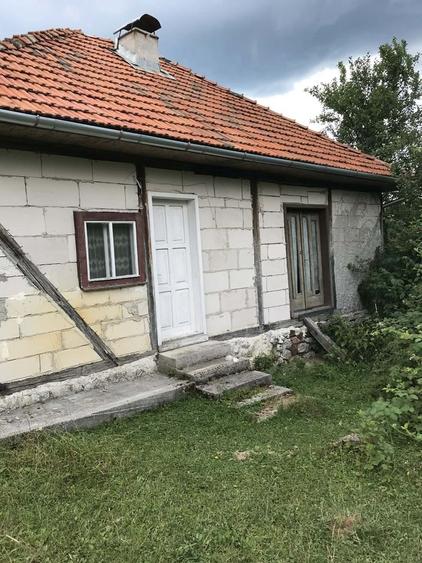 Casă cu 3 camere în Vața de Jos