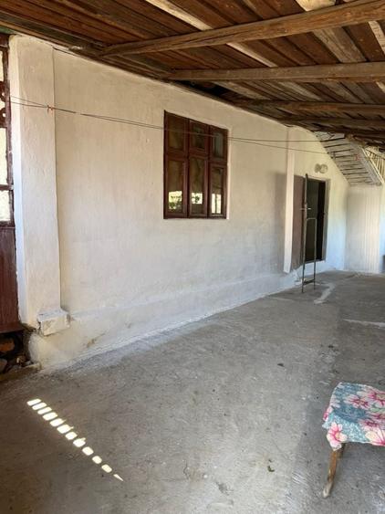 Casă cu 4 camere în Exterior Vest