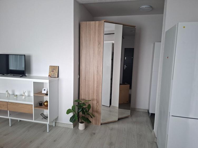 Garsonieră decomandată în Exterior Vest