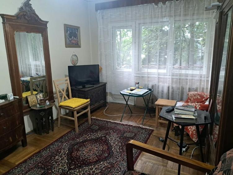 Apartament cu 2 camere semidecomandat în Gară
