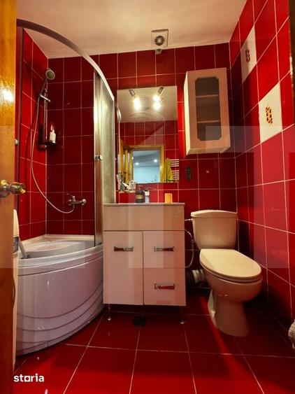 Apartament cu 4 camere, mobilat în Central