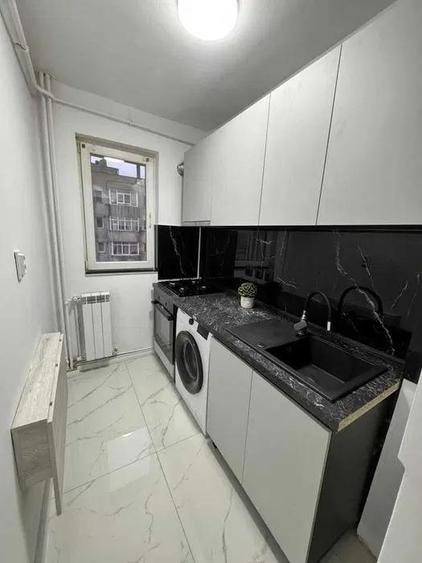 Apartament cu 2 camere nedecomandat, mobilat în Podu Roș