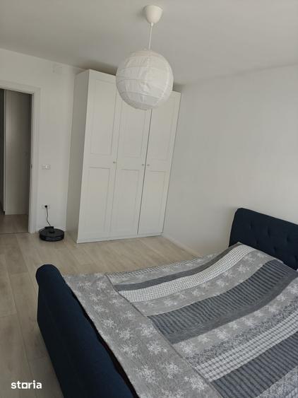 Casă cu 4 camere cu Teren 250 Mp în 1 Decembrie