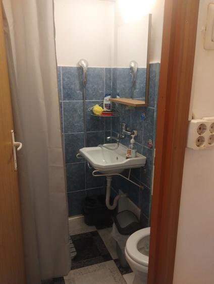 Garsonieră în Vest