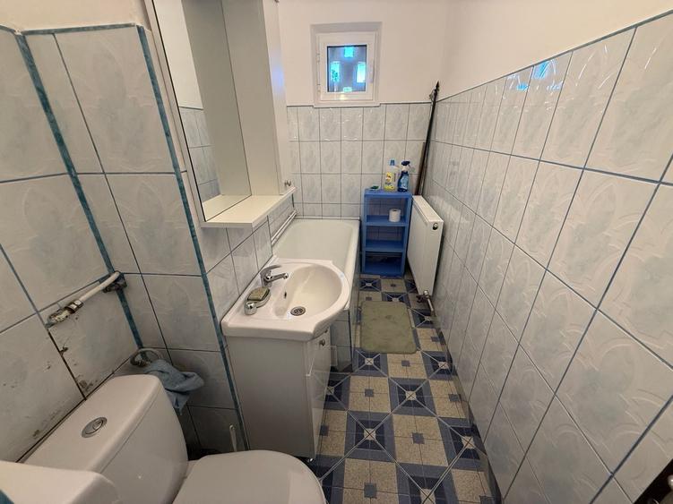 Apartament cu 2 camere, mobilat în Central