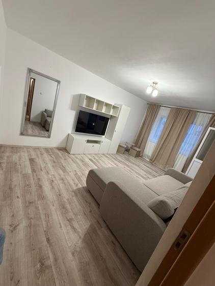Apartament cu 2 camere decomandat în Boldești