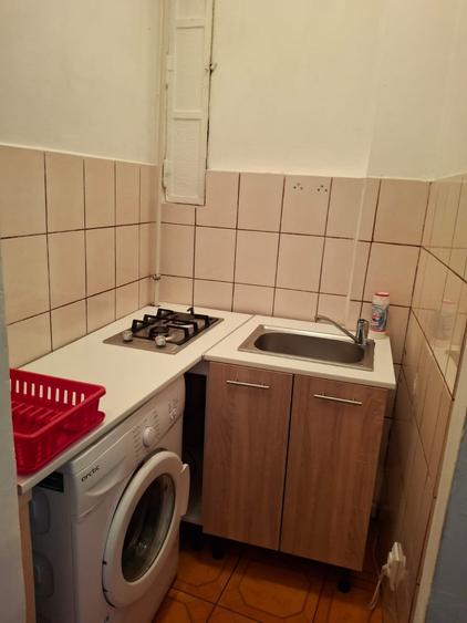 Apartament cu 2 camere semidecomandat, mobilat în Gara de Nord