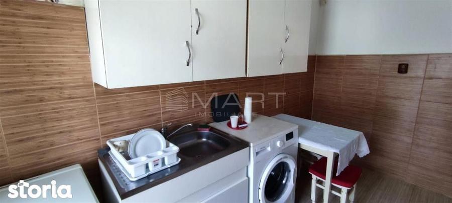 Apartament cu 3 camere decomandat, mobilat în Centrul Istoric