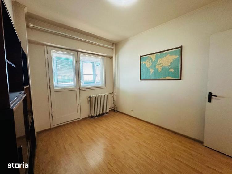 Apartament cu 3 camere decomandat în Colentina