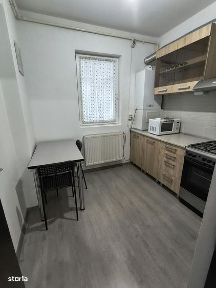 Garsonieră decomandată în Berceni