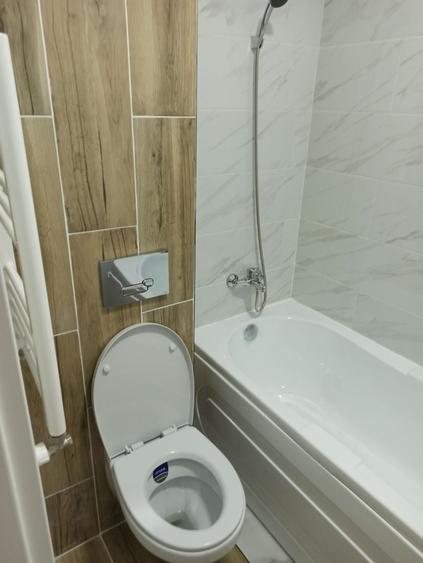 Apartament cu 2 camere semidecomandat, mobilat în Nord-Vest