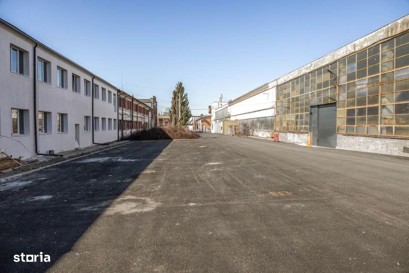 Spațiu comercial, de 3,600 mp, în Exterior Vest