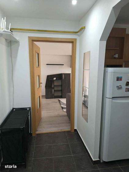 Apartament cu 2 camere decomandat în Rovine