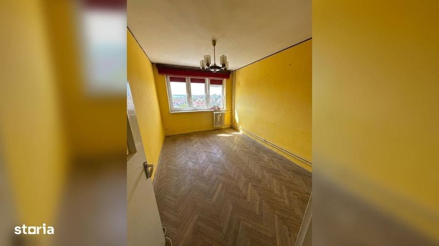 Apartament cu 3 camere decomandat în Valea Rosie