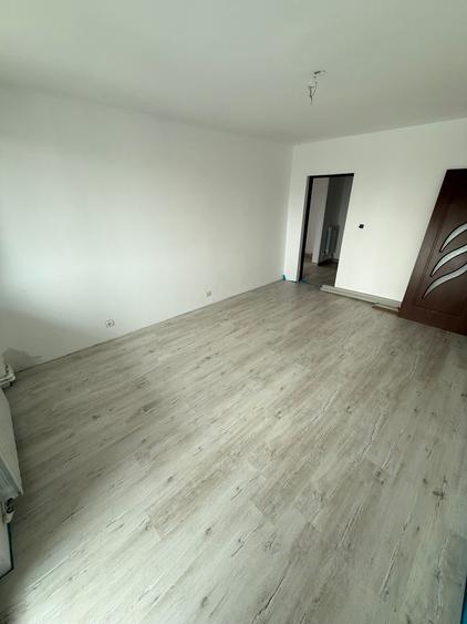 Apartament cu 2 camere decomandat în Orizont