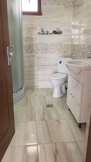 Casă cu 4 camere cu Teren 250 Mp în Central