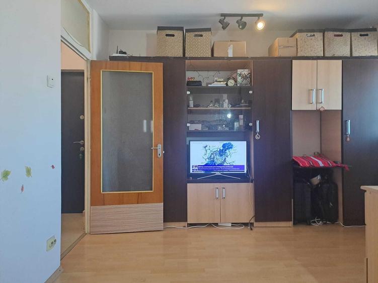 Garsonieră semidecomandată în Lacul Tei