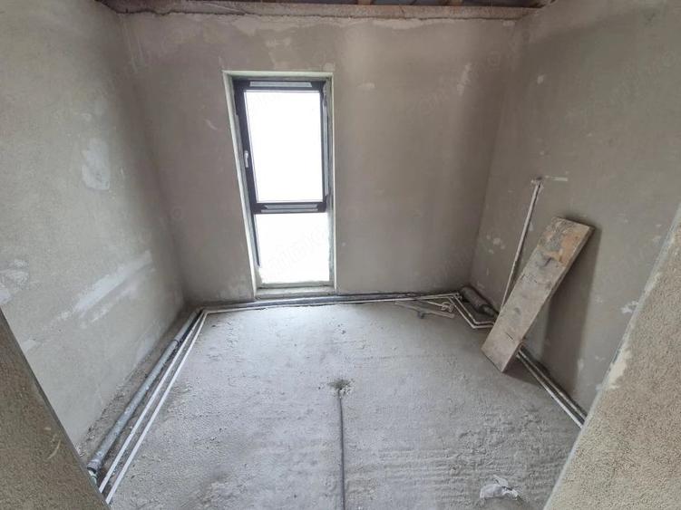 Casă cu Teren 492 Mp în Chinteni