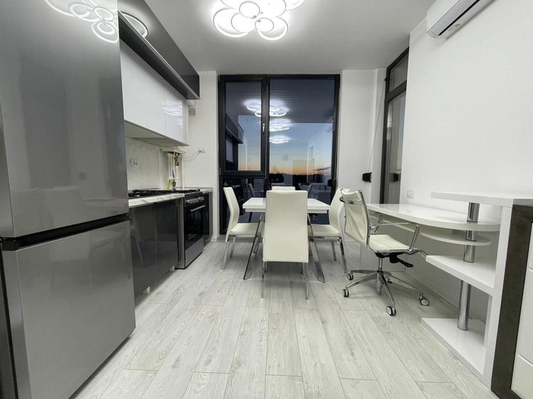 Apartament cu 2 camere semidecomandat în Politehnica