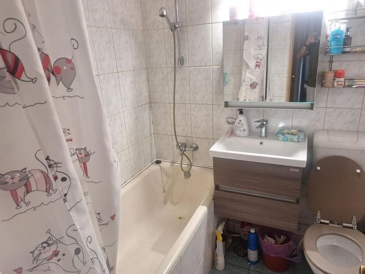 Apartament cu 3 camere decomandat în Săliște