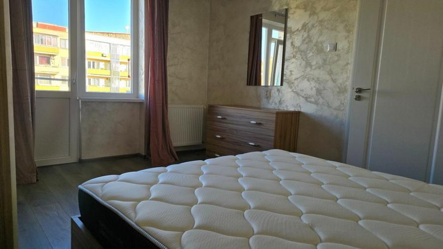 Apartament cu 3 camere nedecomandat în Ultracentral