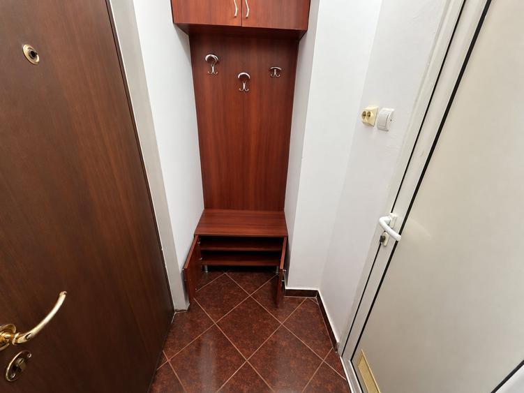 Garsonieră semidecomandată, mobilată în Complex Studențesc
