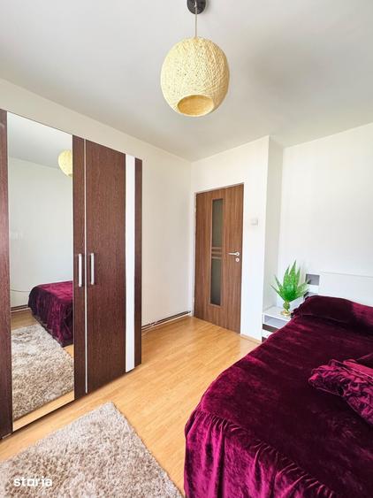 Apartament cu 3 camere decomandat în Central