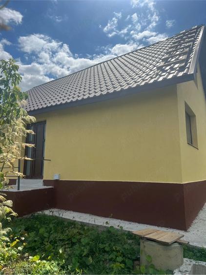 Casă cu Teren 500 Mp în Voinești