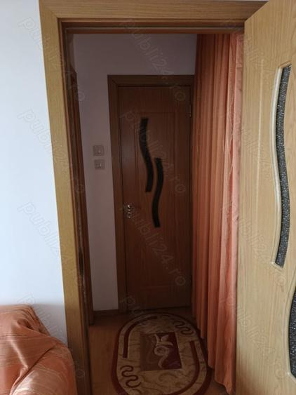 Apartament cu 2 camere semidecomandat în Colentina