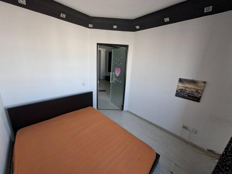 Apartament cu 2 camere semidecomandat, mobilat în Bună Ziua