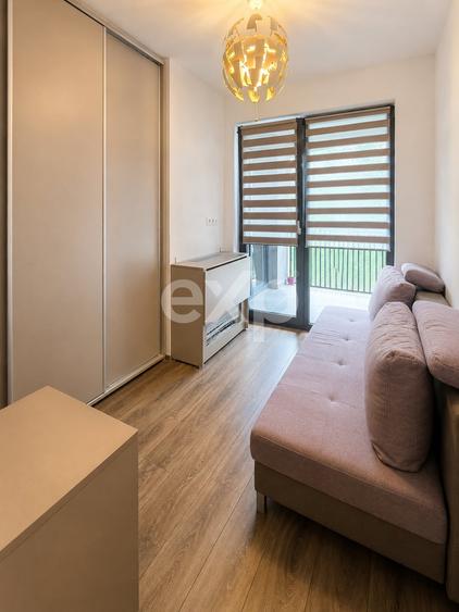 Apartament cu 3 camere decomandat, mobilat în Bună Ziua