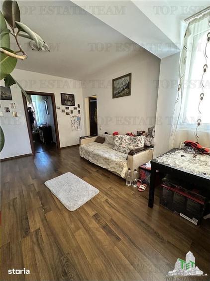 Apartament cu 3 camere decomandat, mobilat în Prelungirea Ghencea