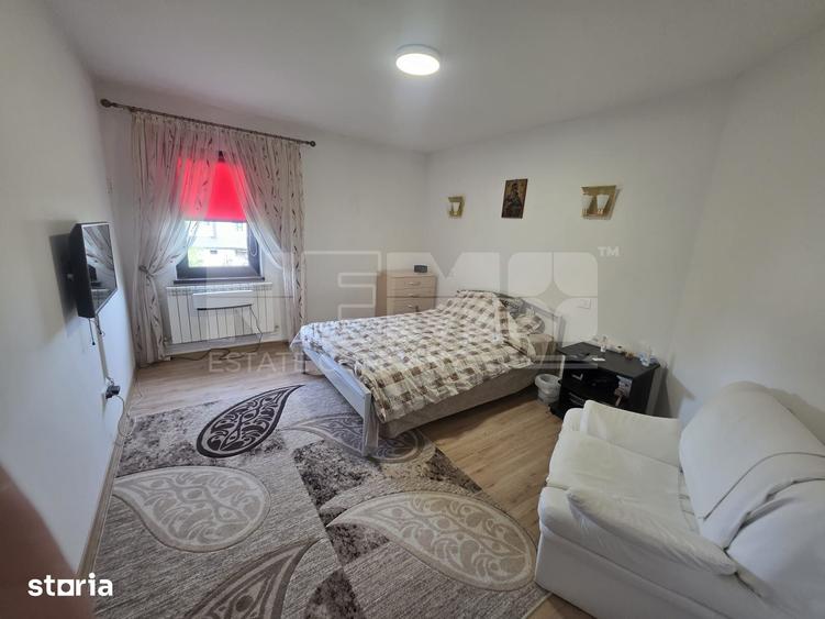 Casă cu 7 camere cu Teren 1000 Mp în Mitocu Dragomirnei