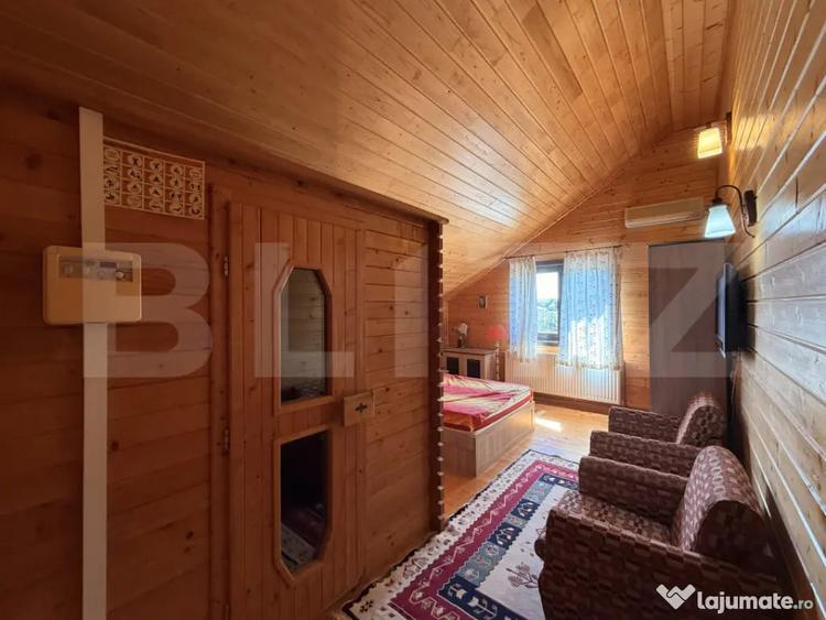 Casă cu 3 camere cu Teren 2200 Mp în Central
