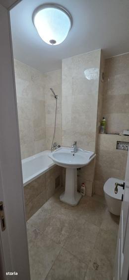 Apartament cu 4 camere decomandat în Ultracentral