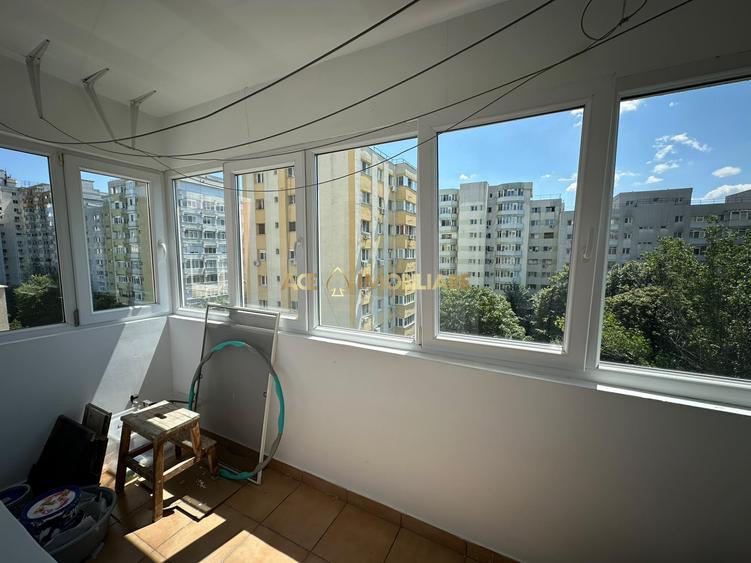Apartament cu 3 camere semidecomandat, mobilat în Iancului