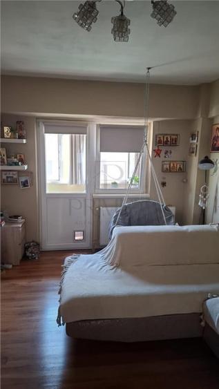 Apartament cu 2 camere decomandat în Dâmbovița